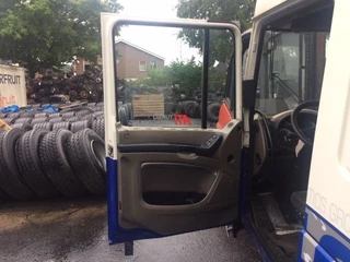 DAF N/A 2010 - 1676218 LINKER PORTIER XF105 obrazek 2