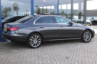 Mercedes-Benz E-Class 2021 - 300e Luxury Line LEDER MEMORY PANORAMADAK BURMESTER DISTRONIC 360-CAMERA HEAD-UP KEY-LESS GO obrazek 3