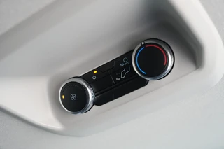 Ford Transit Custom 2026 - 340 2.5 PHEV L2H1 Kombi Trend 9 zits - Carplay - Camera - Navigatie - Airco achterin - Cuise - Rijklaar obrazek 41