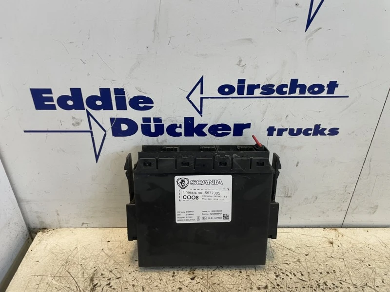 Scania 2019 - 2827682 COO8 CONTROL UNIT afbeelding 1