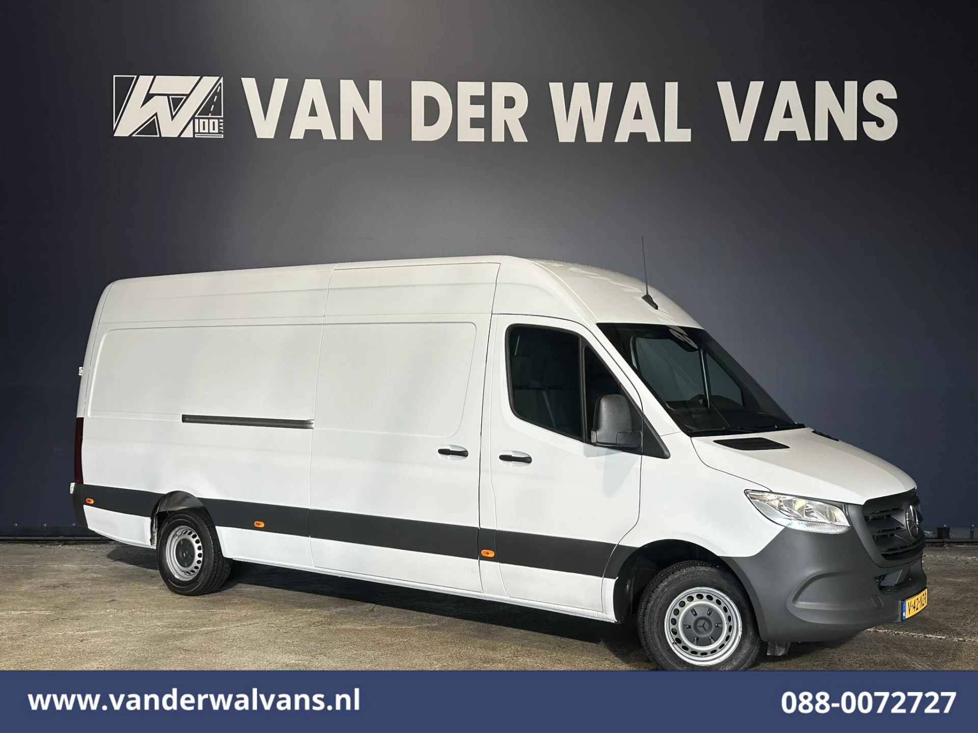 Mercedes-Benz Sprinter 2022 - 315 CDI 150pk L3H2 Euro6 Airco | Camera | Navigatie | Apple Carplay | Trekhaak afbeelding 1