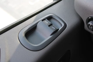 Ford E-Transit 2025 - 350 L3H2 Trend 68 kWh Vol Elektrisch - 360 Camera - Pro Power Onboard - Dodehoek Assistent - Rijklaar obrazek 10
