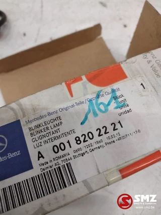 Mercedes-Benz N/A - Richtingaanwijzer rechts mercedes a0018202221 изображение 3