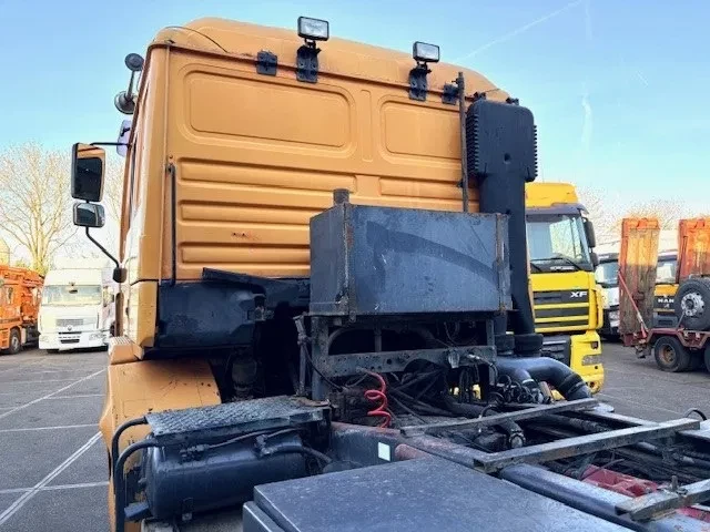 MAN 33.463 1996 - DFS 6x6 FULL SPRING SUSPENSION TRACTOR UNIT (EURO 2 / ZF16 MANUAL GEARBOX / FULL STEEL SUSPENSION / REDUCTIONS AXLES / HYDRAULIC KIT / ETC) immagine 10