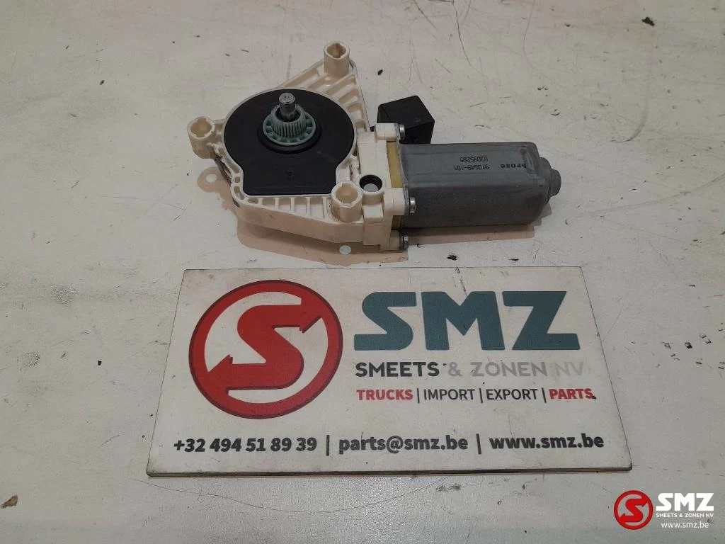 Mercedes-Benz 2015 - Occ raamliftmotor Mercedes Bild 1
