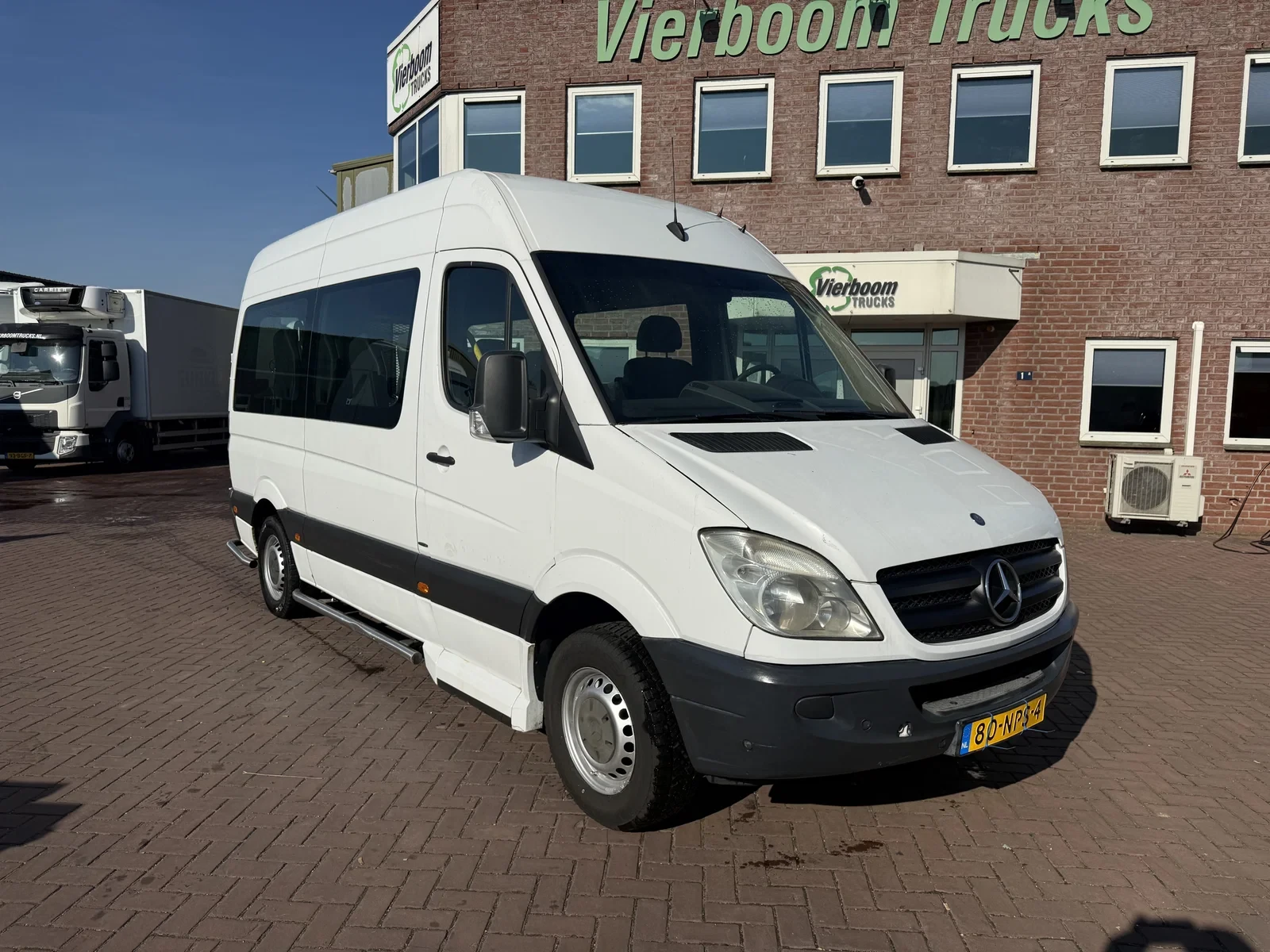 Mercedes-Benz Sprinter 2010 - Sprinter / 8 Sitze / Klima / Rollstuhllift afbeelding 1