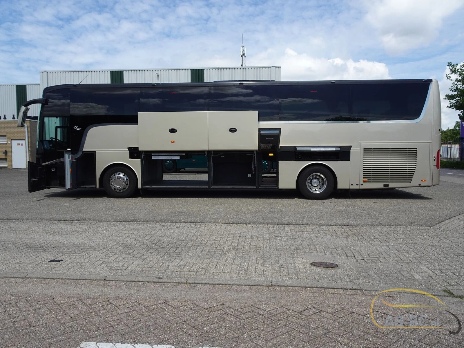 Van Hool TX15 Acron - 46 Seats, Euro 6 2016 afbeelding 14