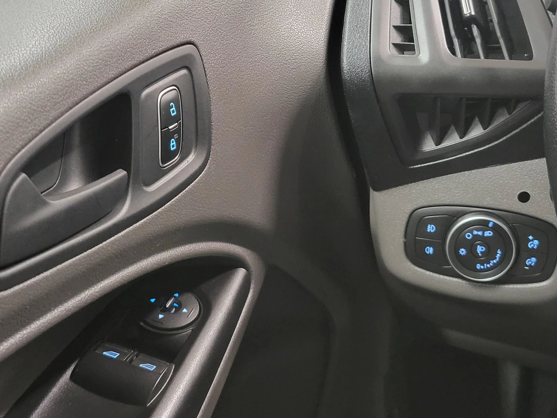 Ford Transit Connect 2019 - 1.5EcoBlue 100pk Euro 6! image 13