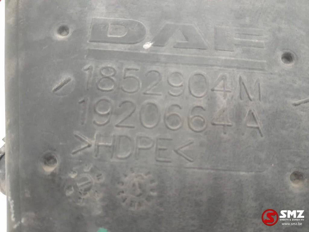 DAF 2014 - Occ ruitensproeiervloeistofreservoir DAF afbeelding 5