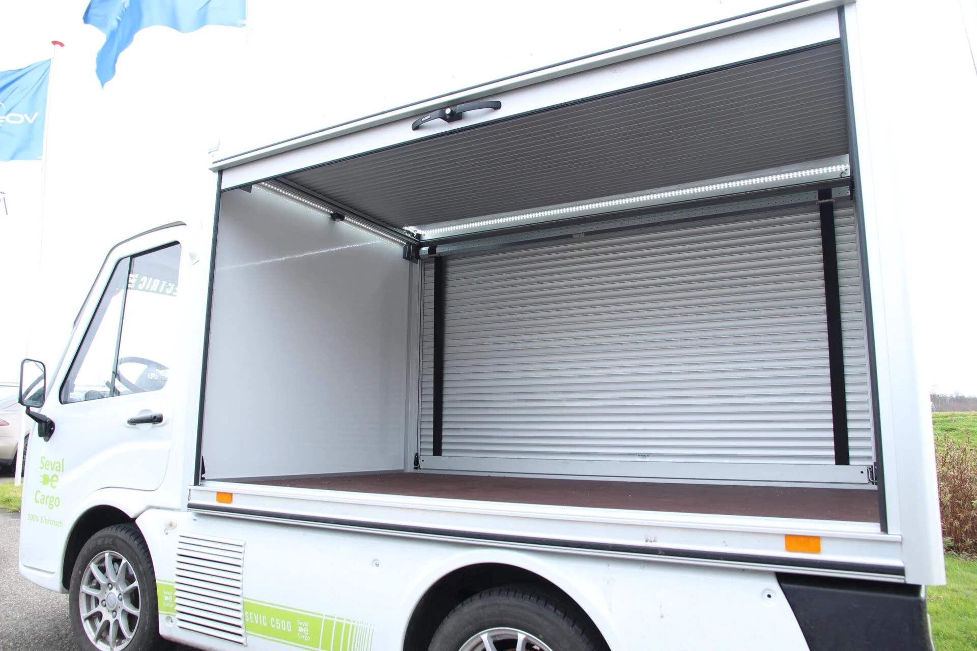 Cenntro Metro 2022 - C500 | Custom made box | Lithium | Range 180 km | Refurb afbeelding 2