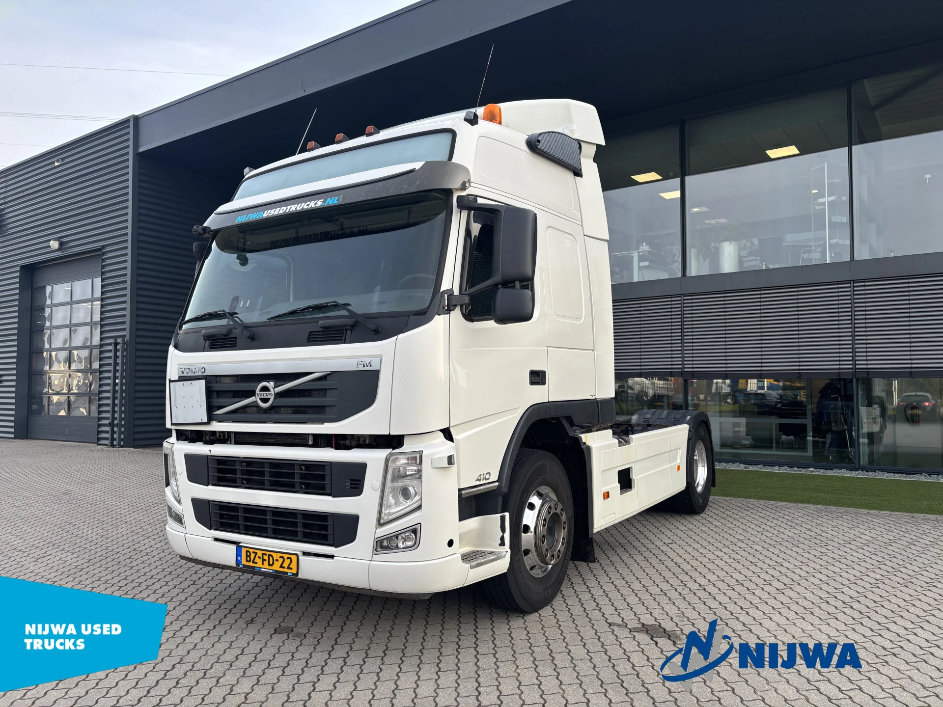 Volvo FM 410 4x2 Suitable for ADR + Hydrauliek 2011 afbeelding 1