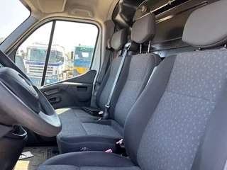 Opel Movano 2019 - T3300 2.4CDTI L1H1 (EURO 6 / 6 GEARS MANUAL GEARBOX / AIRCONDITIONING / APPLE CARPLAY / REAR VIEW CAMERA / ETC) obrazek 9