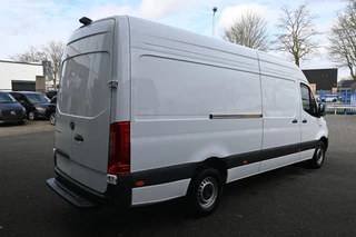Mercedes-Benz eSprinter 2026 - 314 RWD L3H2 Pro 81kWh image 4