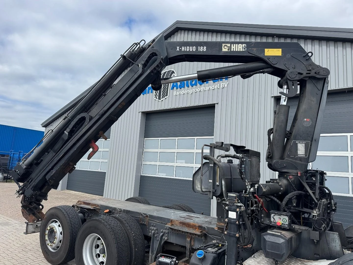Scania P 2015 - P360 6x2, HIAB 188 E-3, Chassis / Fahrgestell imagem 9