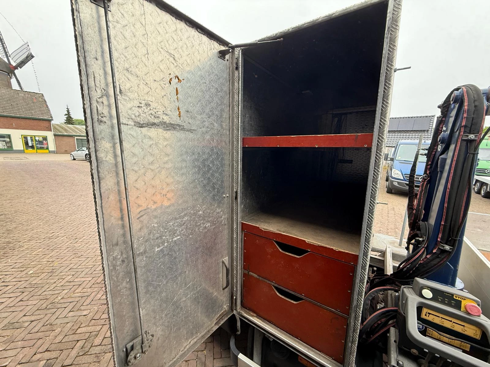 Iveco Daily 2017 - 40C18 3.0 Hi Matic Openlaadbak 3.7m Amco Veba Kraan AC Euro 6 afbeelding 16