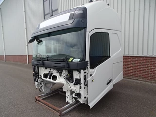 Volvo FH 2022 - FH-5 GLOBETROTTER XL for sale