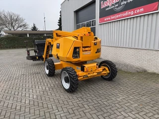 JLG N/A 2012 - 340AJ Diesel 4x4 articulated boomlift, 2012 year immagine 3