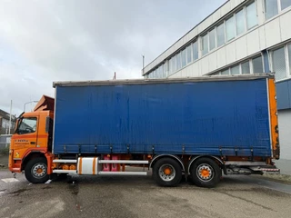 Volvo FM 330 2011 - 6X2 DHOLLANDIA 2000 KG LAST STEERING AXLE CURTAINS obrazek 6