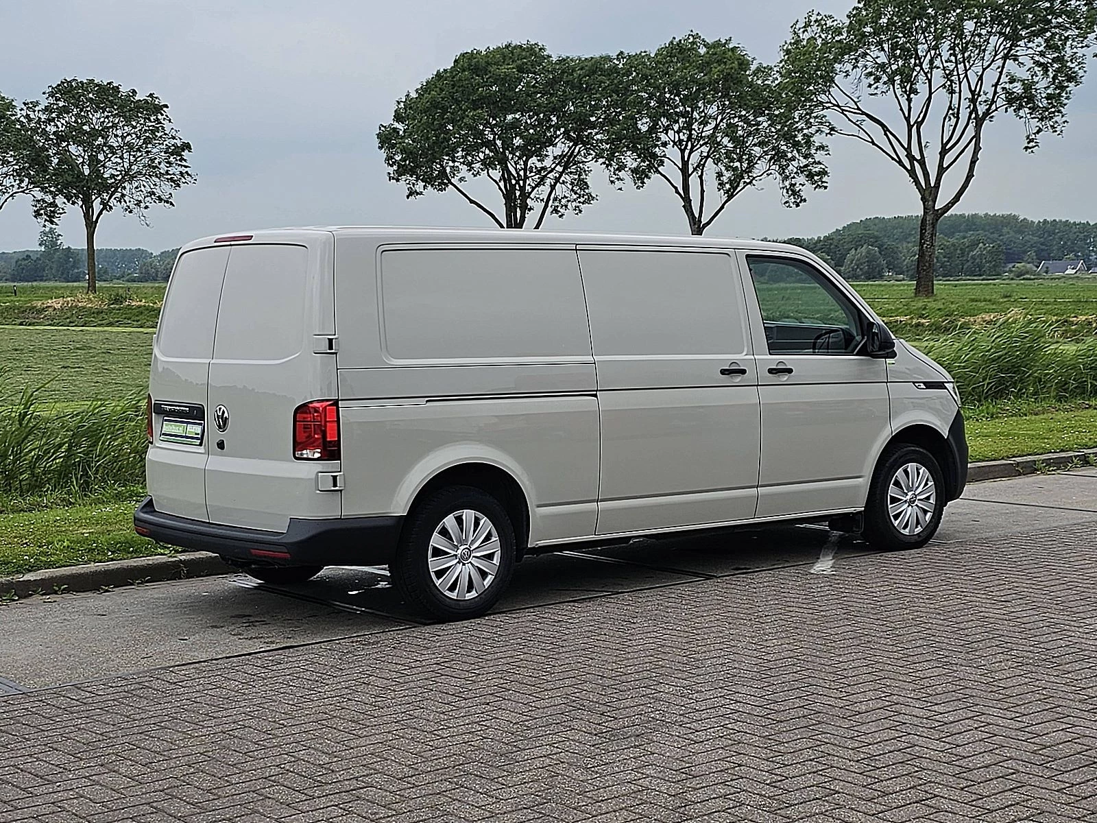 Volkswagen Transporter 2024 - 2.0 TDI imagem 3