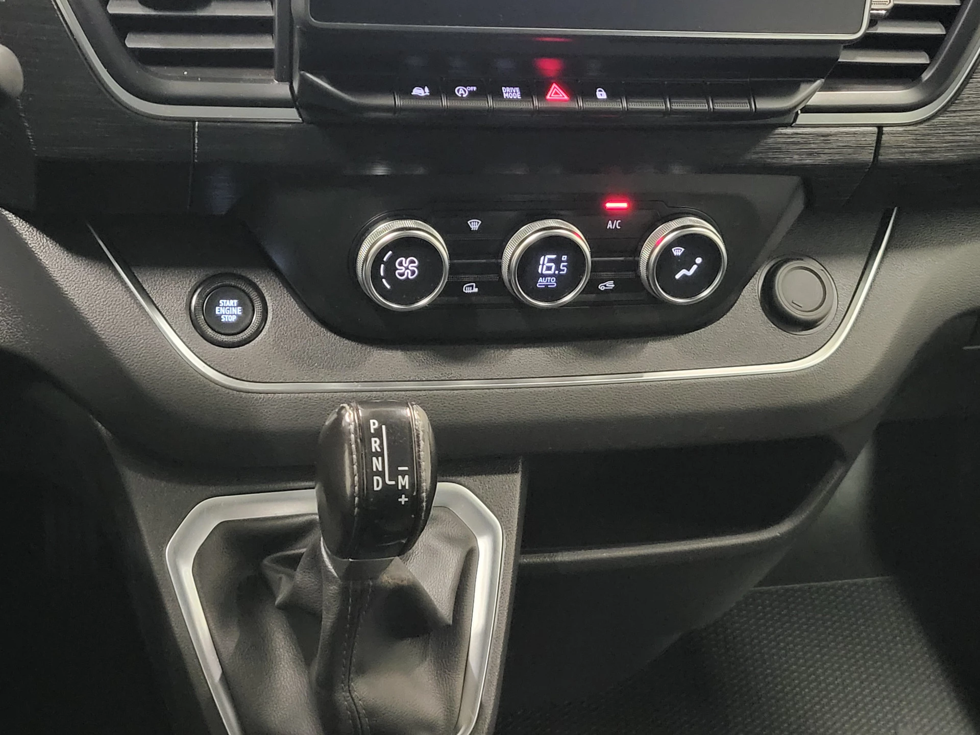 Renault Trafic 2022 - 2.0dCi 150pk L2/H1 Dubbele Cabine Automaat Euro 6! zdjęcie 14