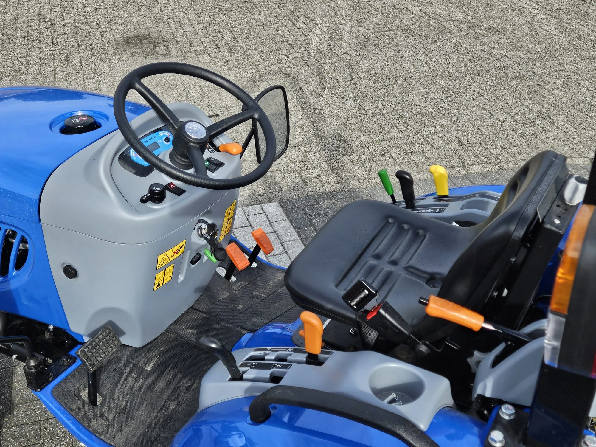 New Holland 2024 - Boomer 25 afbeelding 23