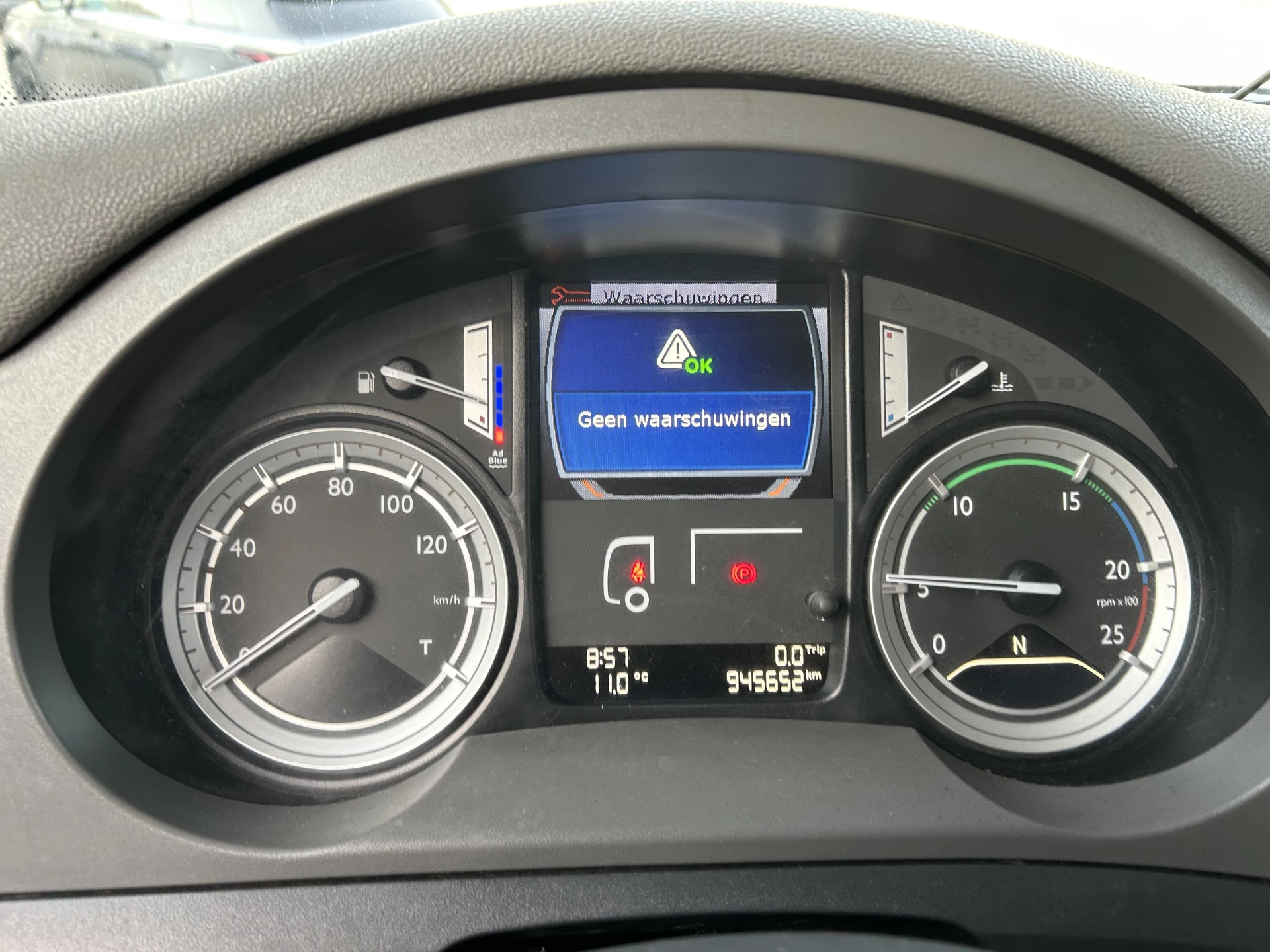 DAF 400 2014 - CF FT Space Cab / 945 dkm obrázek 4