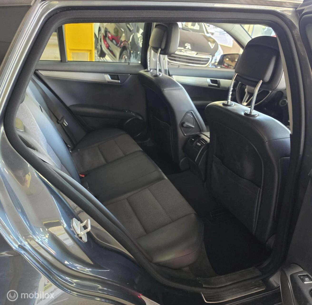 Mercedes-Benz C-Class 2012 - Estate 180 Business Class Avantgarde image 7