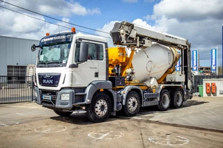 MAN TGS 2014 - 32.400BB+LIEBHERR 8M³+BAND/TAPIS 16m obrazek 2