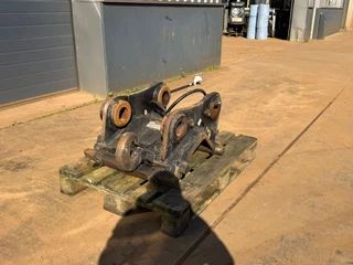 Caterpillar Quick coupler CW 40 H4N - N/A obrazek 2