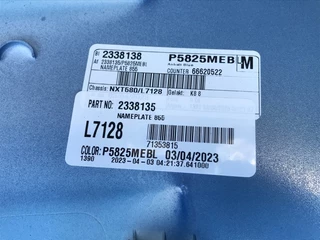 DAF N/A - 2338134-2338135 COVER FRONT PLATE (NEW) image 3