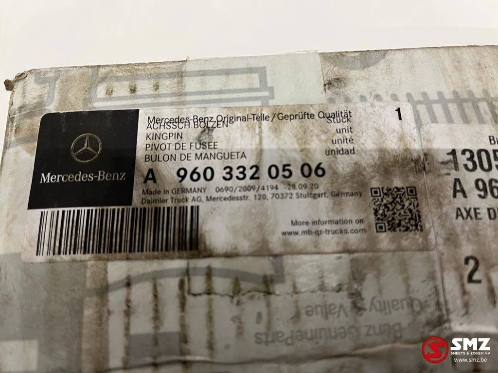 Mercedes-Benz - Occ Fuseepen vooras Mercedes MP4/MP5 obrázek 4