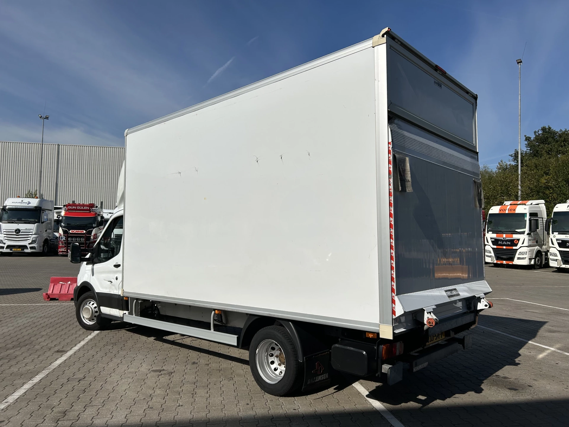 Ford Transit 2021 - 2.0 TDCI Trend RWD obrázek 20