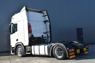 Scania R 2022 - R500 NGS 4x2EB - MEGA - EURO 6 E - RETARDER - FULL AIR - LIFTING FIFTH WHEEL - PARK. AIRCO - LEATHER SEATS - 2 x FUEL TANKS - GOOD CONDITION - afbeelding 3 miniatuur