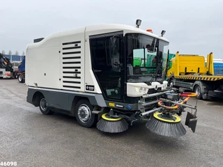 Ravo 540 CD Euro 6 with 3-rd brush 2018 - N/A obrazek 8