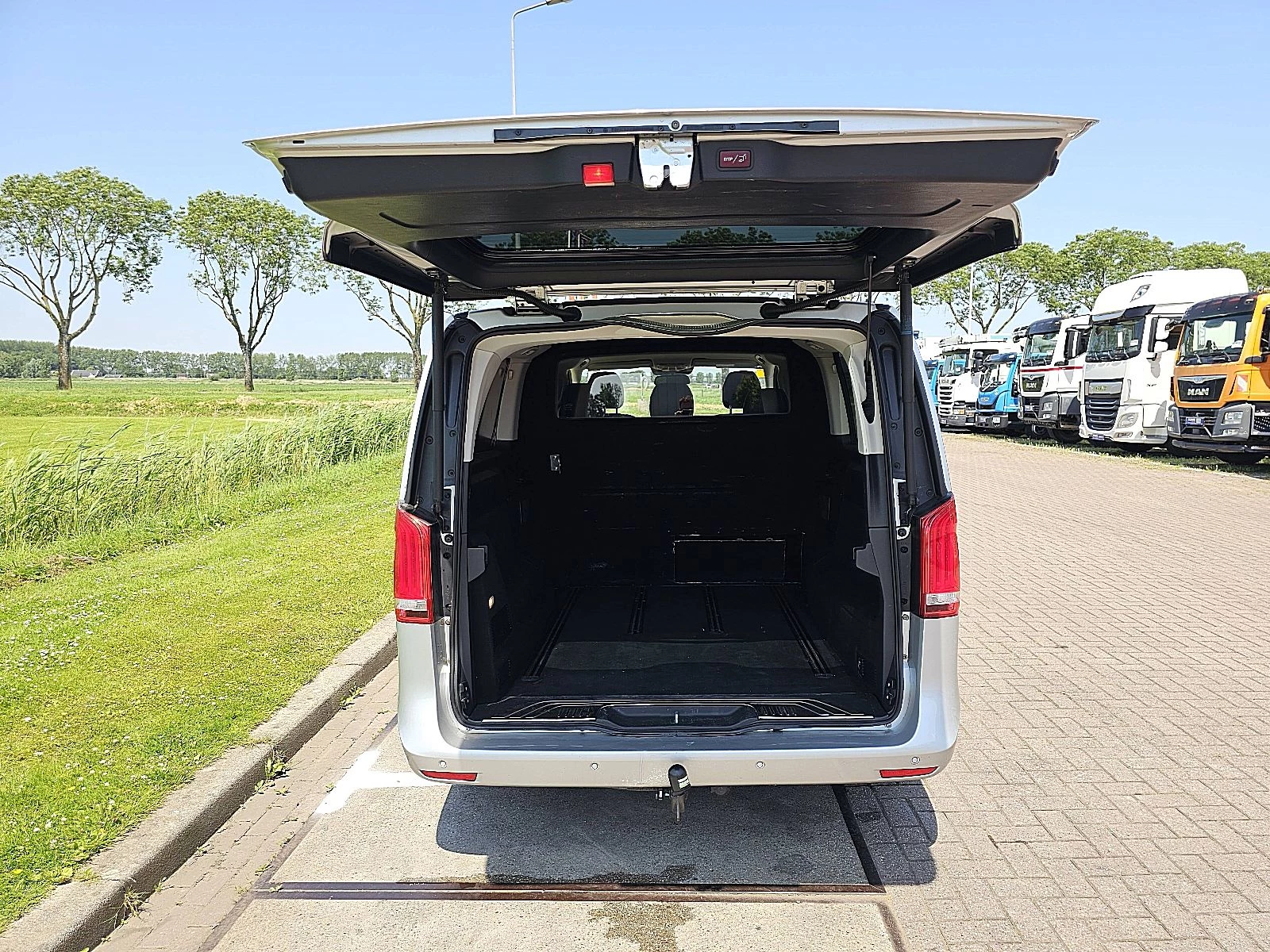 Mercedes-Benz V-Class 2018 - 250 CDI obrázek 17