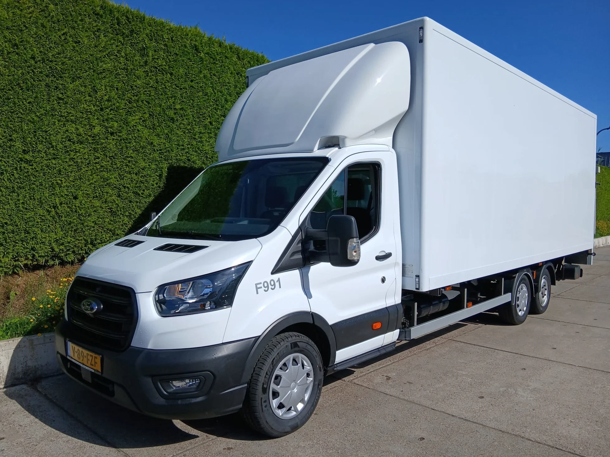 Ford Transit 2024 - Gesloten clixtar 6,1 m. afbeelding 1