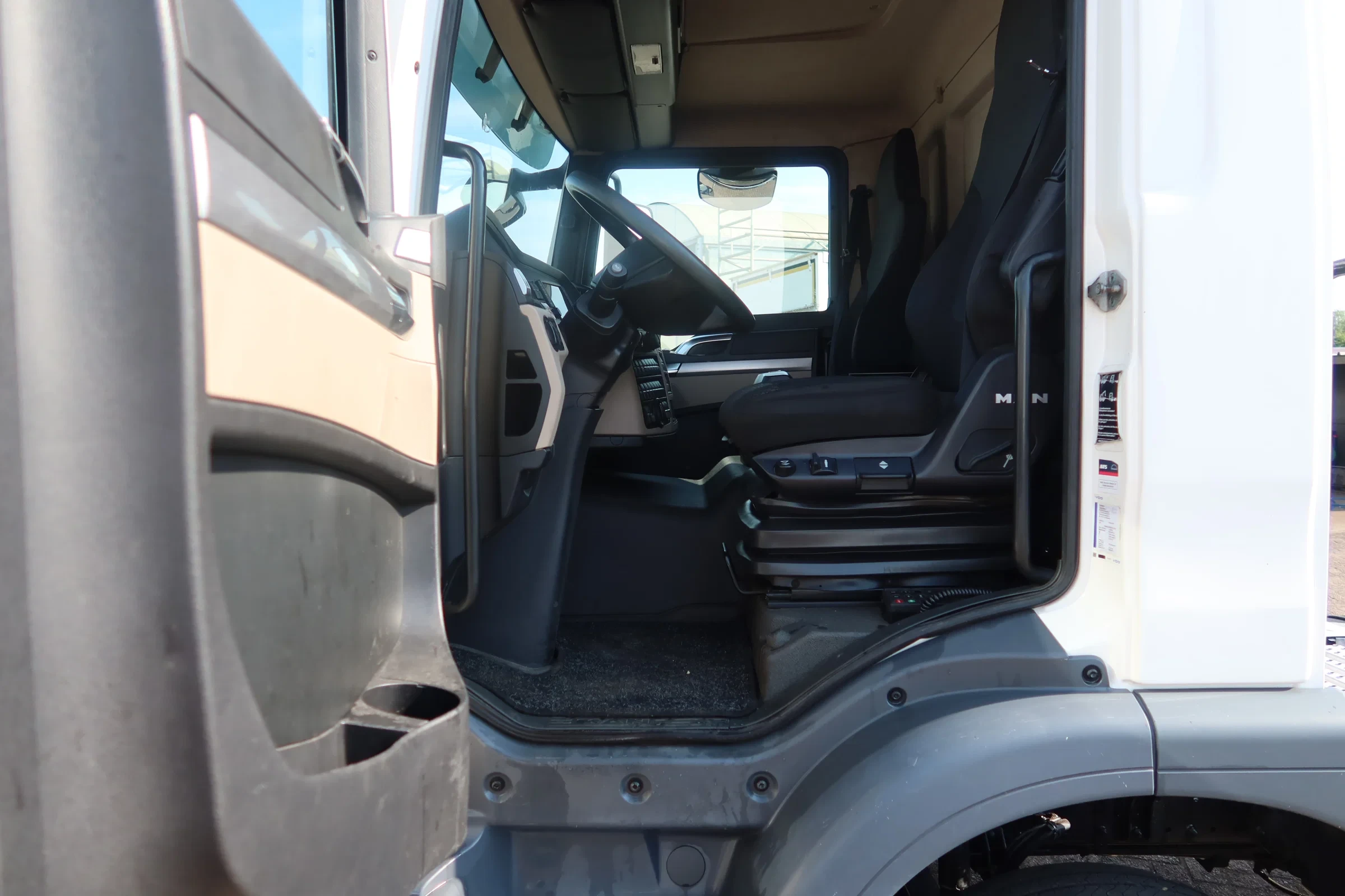 MAN TGM 2020 - 15.290 Trekker Bild 5