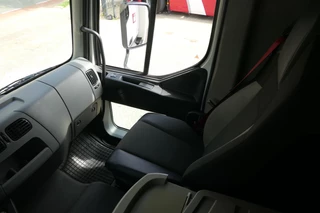 Renault D 2019 - 12 | Dhollandia 1500Kg | 451659Km | 2019 | 12 Ton | Rear view camera | 2 Air-suspended seats | Euro6-C | Belgium Truck obrazek 37
