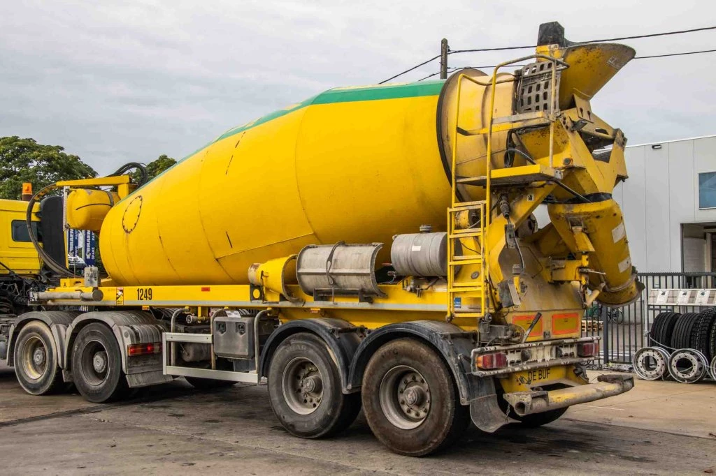 DE BUF 2014 - BETON MIXER/MALAXEUR/MISCHER12M3 obrázek 4