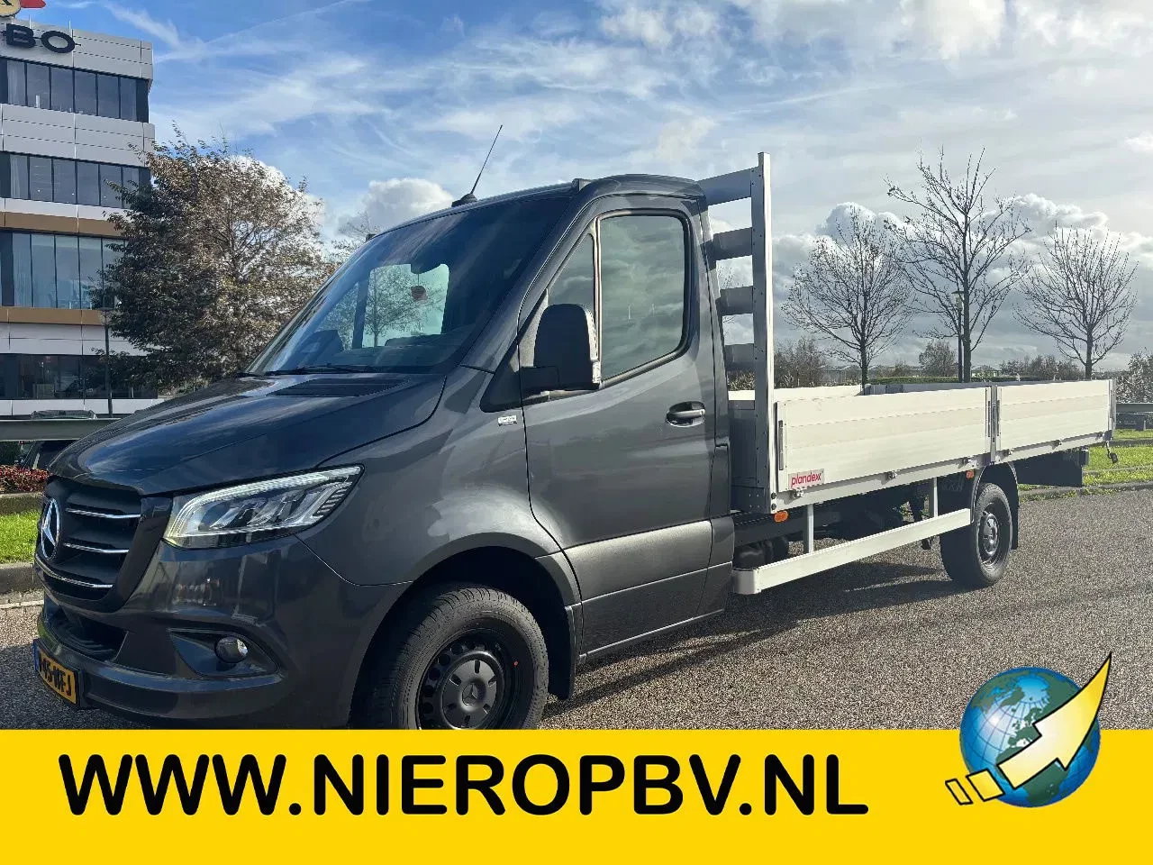Mercedes-Benz Sprinter 2024 - 317CDI Openlaadbak LET OP 4.95 Lang Automaat Airco Cruisecontrol LED/Xenon NIEUW BPM VRIJ obrázek 1