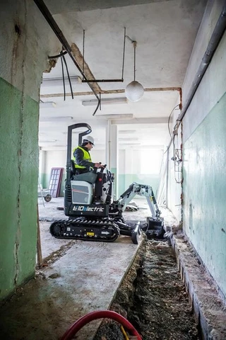Bobcat E10e Electric 2024 - N/A obrazek 7