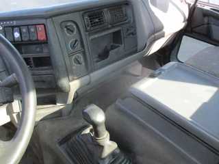 Renault Premium 260 2001 - , Manual , 2 way tipper image 12