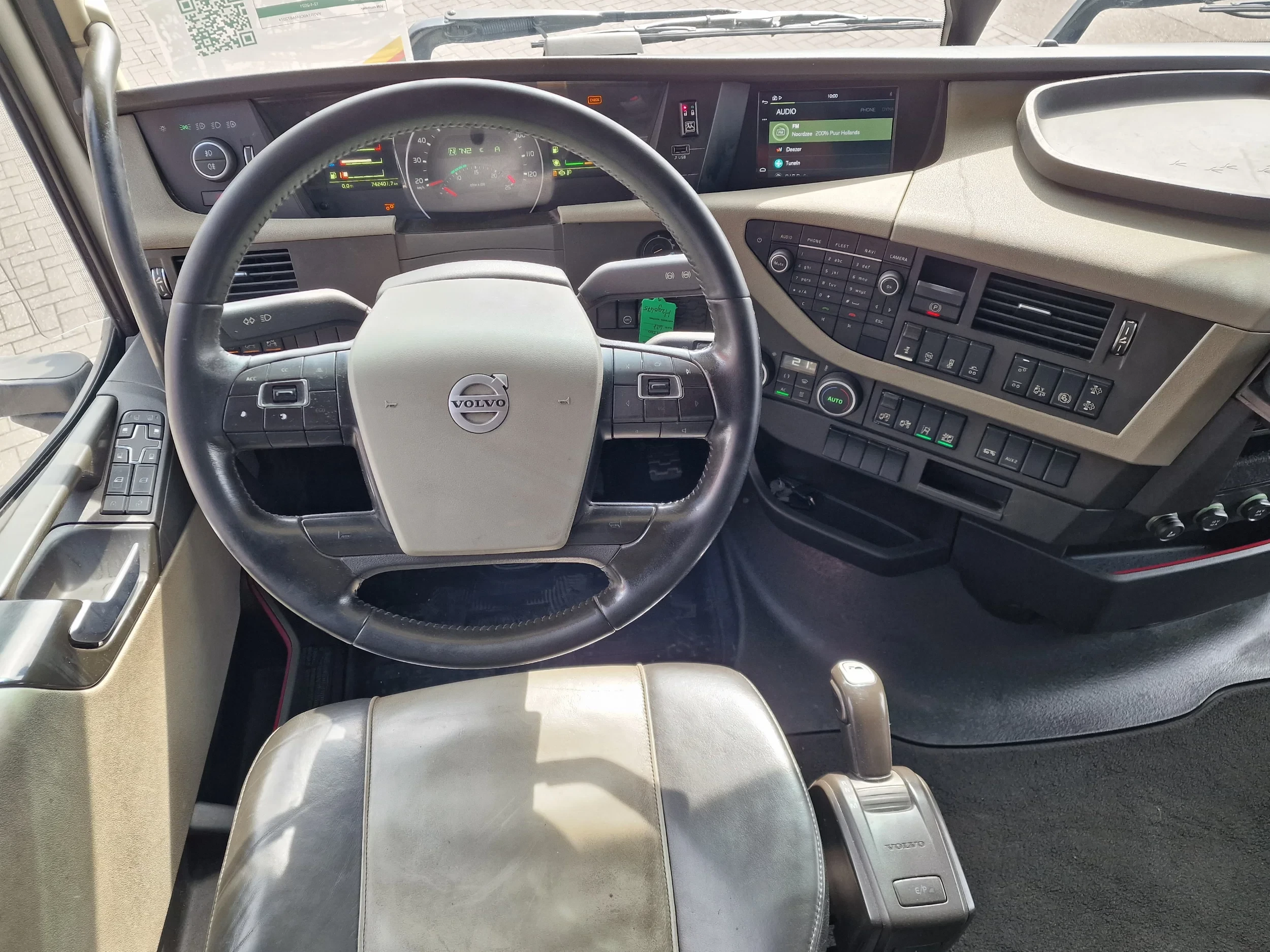 Volvo FH 2021 - 13.500 Globetrotter 6x2 BDF - 4.90 WB - Full air - Leather - I shift obrázek 12