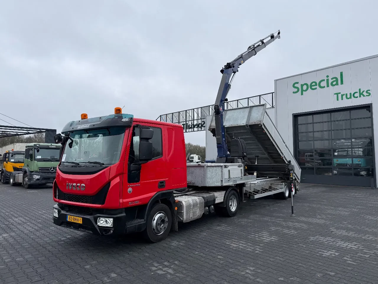 Veldhuizen 2021 - P46-2 Kipper / Machine transporter / Amco Veba V809NG 4S + Iveco Eurocargo 10-220 obrázek 4