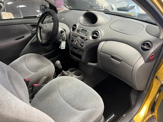 Toyota Yaris 1999 - 1.0-16V VVT-i Sol - Inruil auto obrazek 20