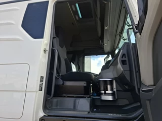 MAN TGX 2020 - 33.510 / 6X4 / HYDRAULICS / !!ONLY:335411 KM!! / ACC / LWDS / NAVI / FRIDGE / AUTOMATIC / EURO-6 / 2020 obrazek 26
