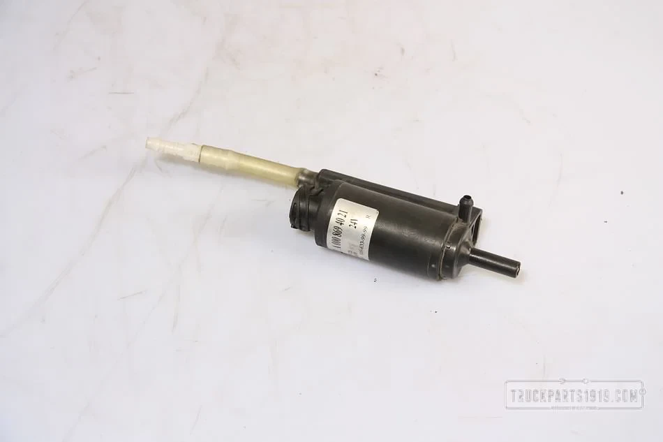 Mercedes-Benz - Wiper System Ruitensproeier pomp afbeelding 1
