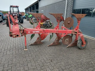 Kverneland 3 schaar ploeg afbeelding 2 miniatuur