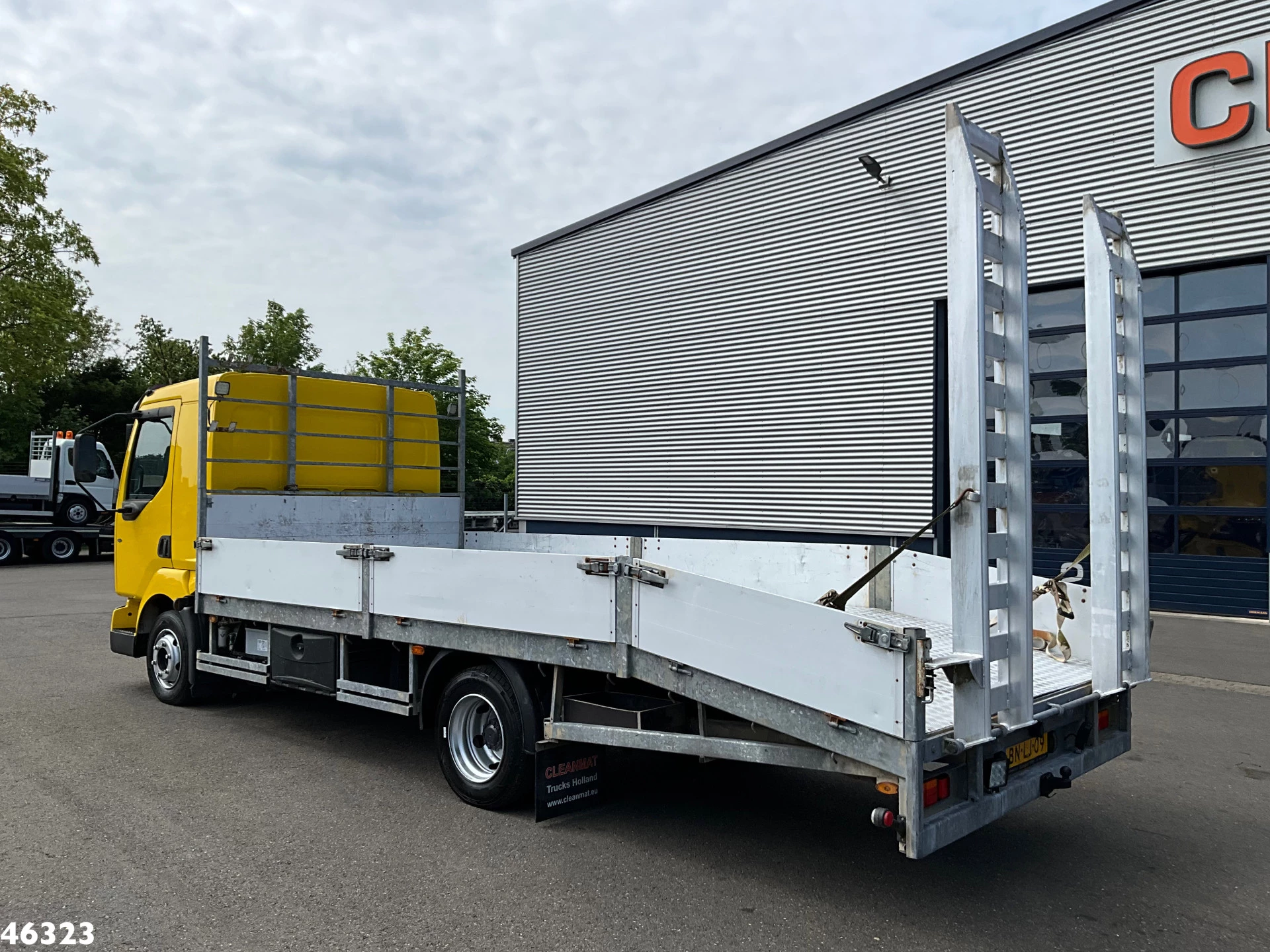 Renault MIDLUM 180-08 Oprijcarrosserie 2003 Bild 7
