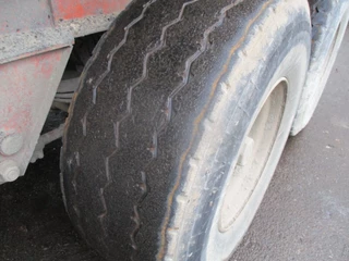 Kaiser N/A 2001 - 2 axle , steel tipper trailer , spring suspension , drum brakes image 8